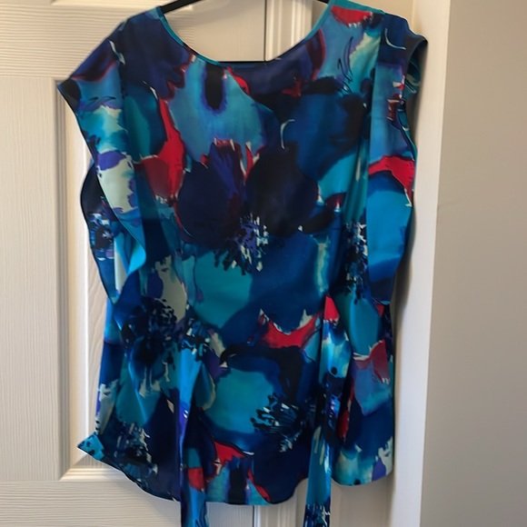 Women’s Large Daisy Fuentes sleeveless top. - Picture 6 of 9